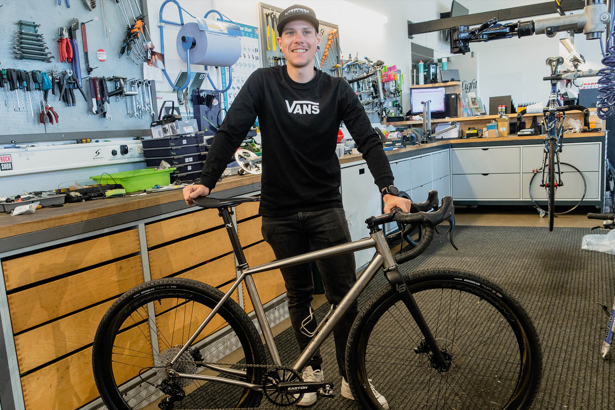 Michael's custom Watia build