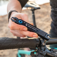 Titanium 8 - Bit Pack Pliers - Litespeed Bicycles