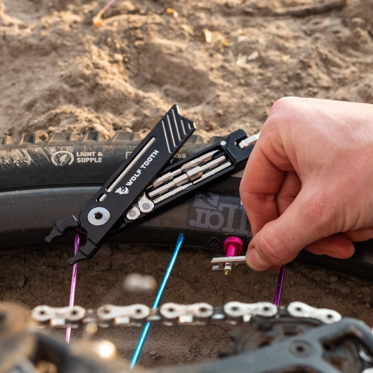 Titanium 8 - Bit Pack Pliers - Litespeed Bicycles