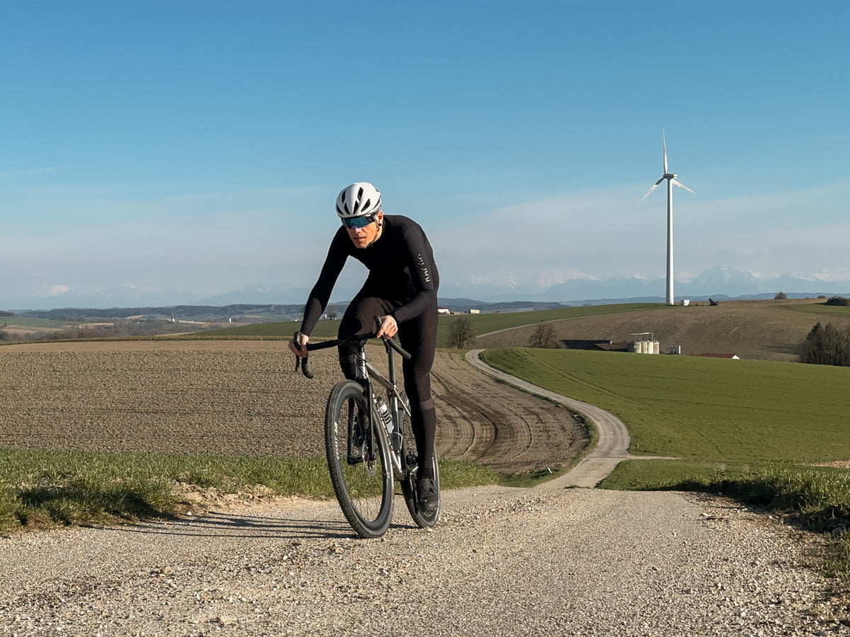 <span style="color:#fed141">20% Off </span> Gravel Bikes