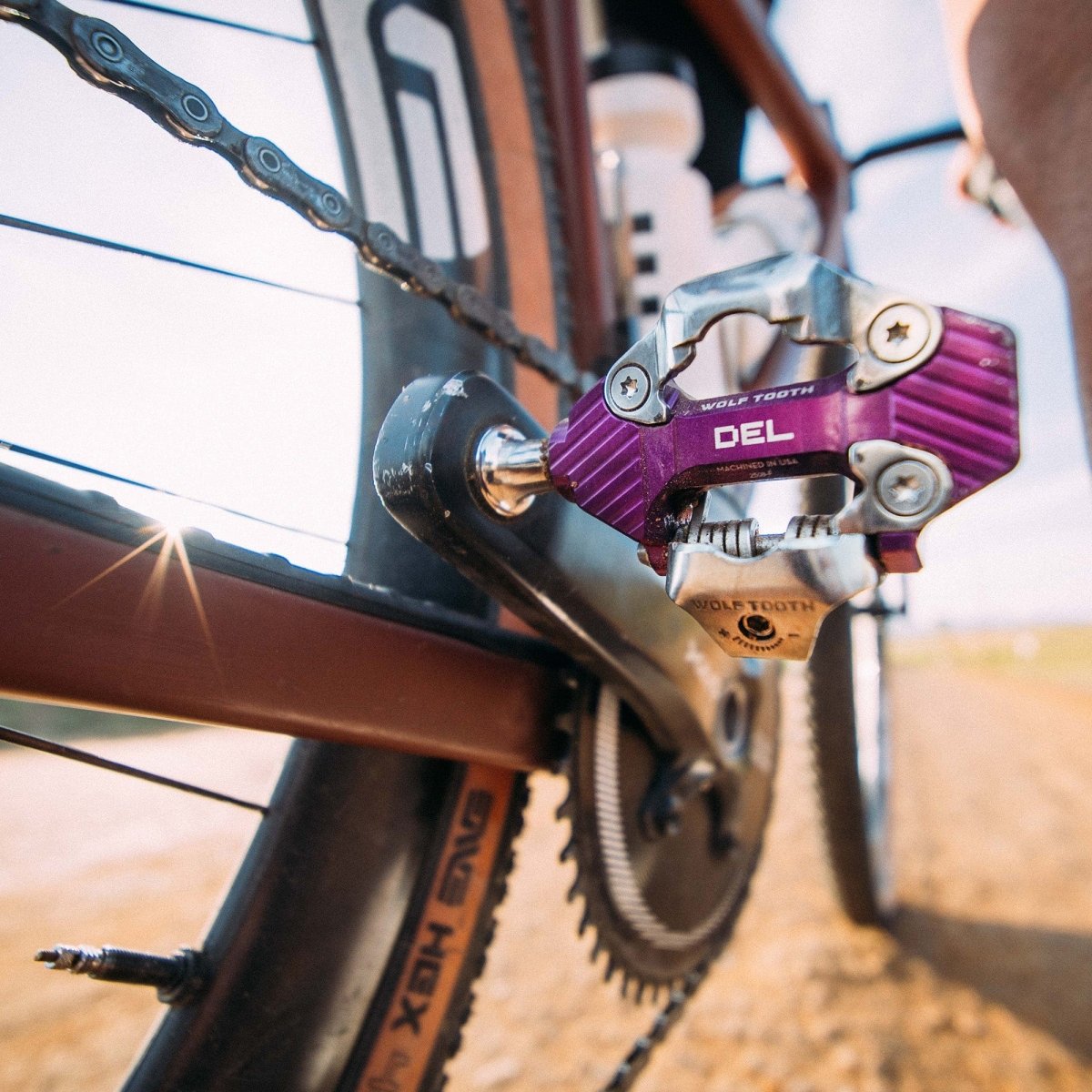 Wolf Tooth DEL Gravel Race Clipless Pedals